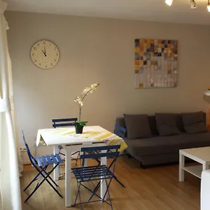  Apartment Yellow Belgien