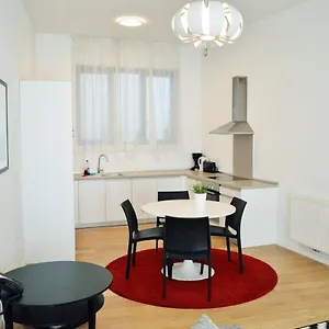 brussels-grand-place-apartment.brusselshotelsbook.com/